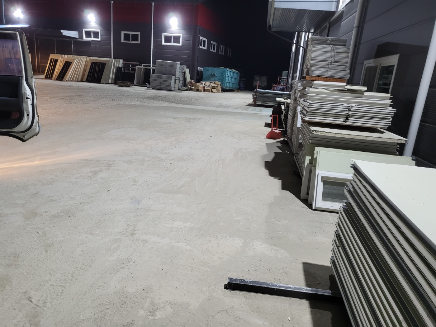 옹진군 / 대청면 관련 작업으로 고급스러운 마감이 돋보입니다. (우레탄이나, 시설을) · 디테일한 마감 처리로 완성도 높은 결과물을 확인할 수 있습니다.