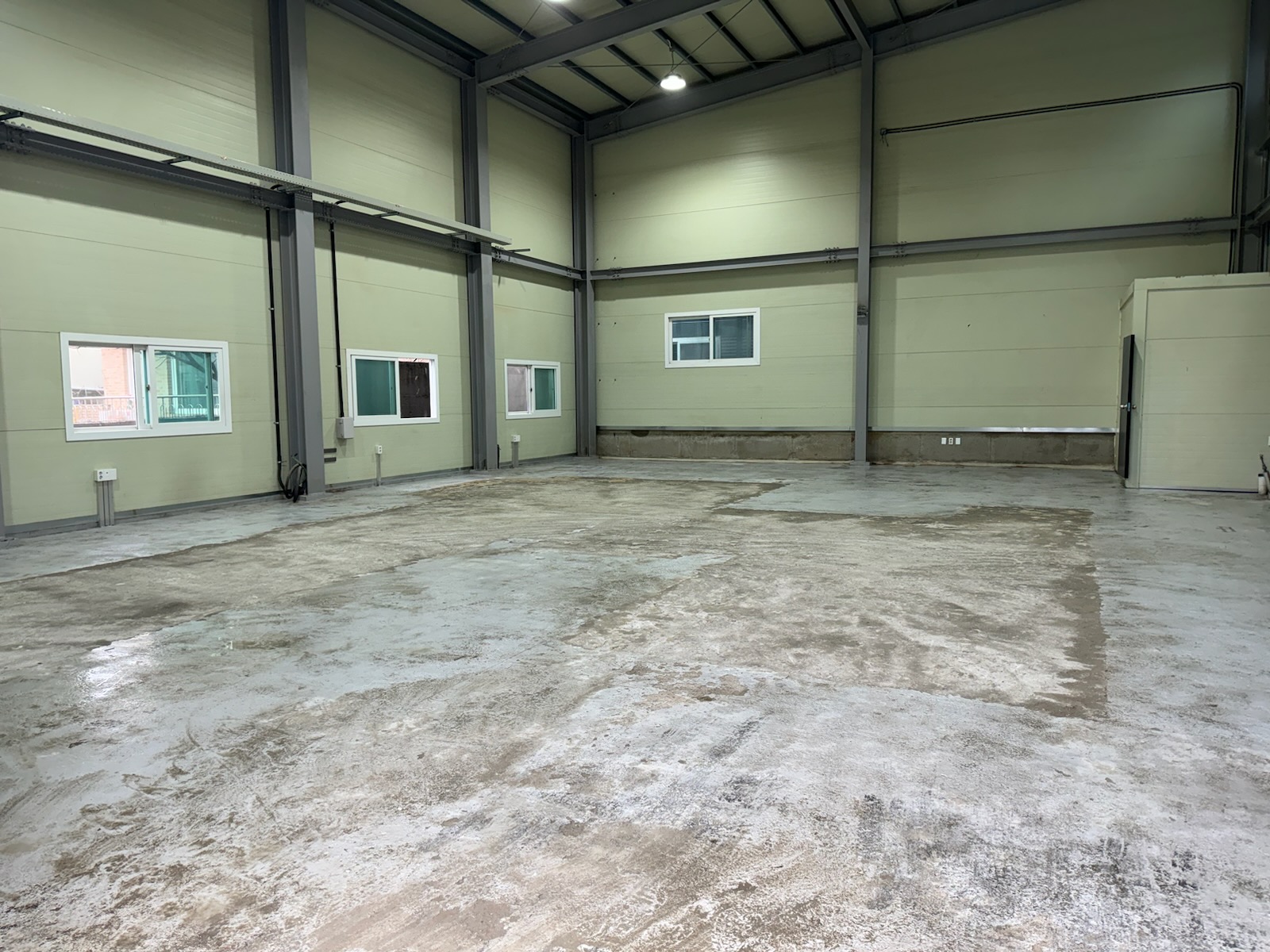 사천과 에폭시철거 콘크리트 강화 시공