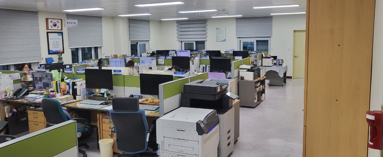 김제 / 신덕동 관련 작업으로 고급스러운 마감이 돋보입니다. (고민, 손상) · 디테일한 마감 처리로 완성도 높은 결과물을 확인할 수 있습니다.